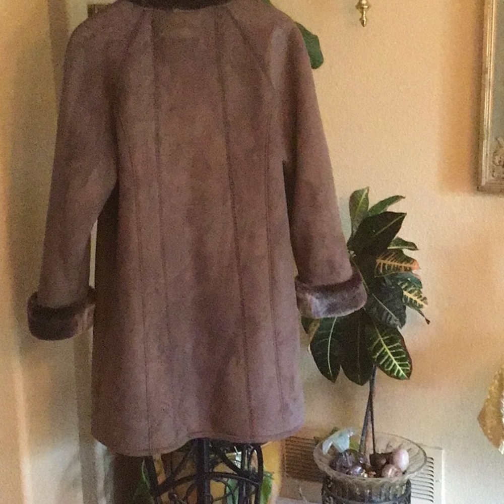 Gallery Coat - image 6